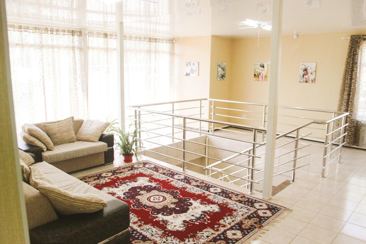 Hostel Esal Osh Luaran gambar