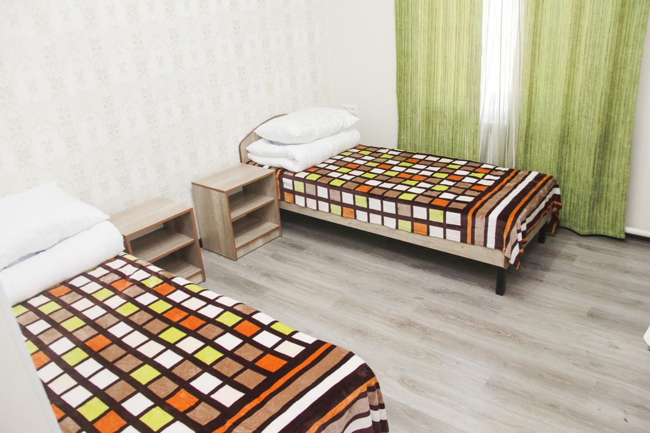 Hostel Esal Osh Luaran gambar