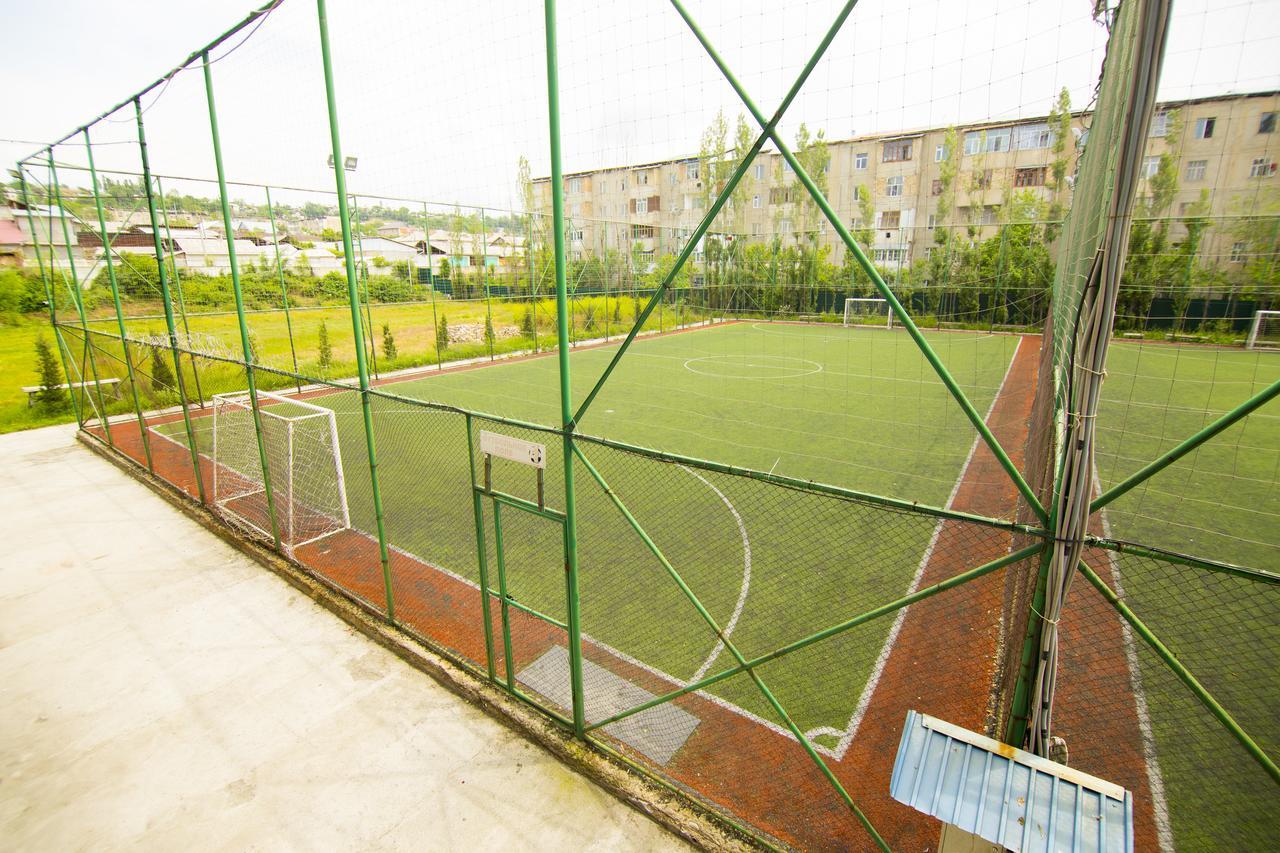 Hostel Esal Osh Luaran gambar