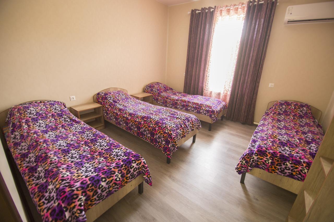 Hostel Esal Osh Luaran gambar